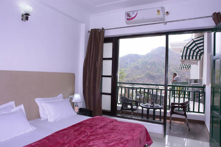 Rishikesh Inn By One Hotels Rishīkesh 外观 照片